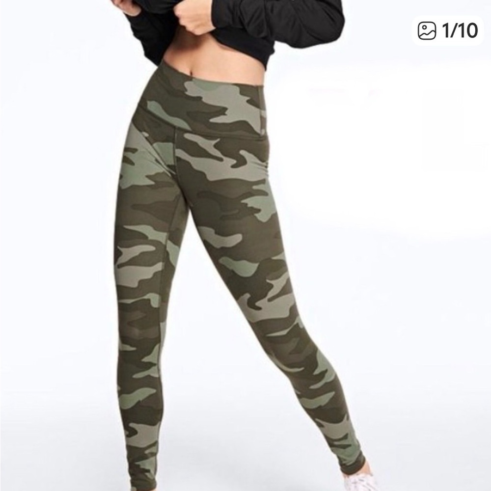 VS PINK ULTIMATE Camouflage Leggings